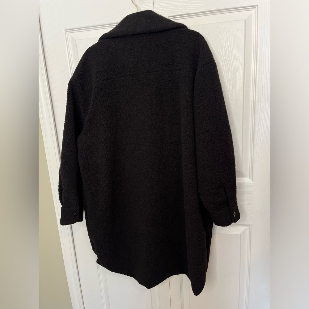 Gianni Bini Women’s Black Faux Fur Trench Coat Size M Button Up Collared Pockets - Picture 8 of 8